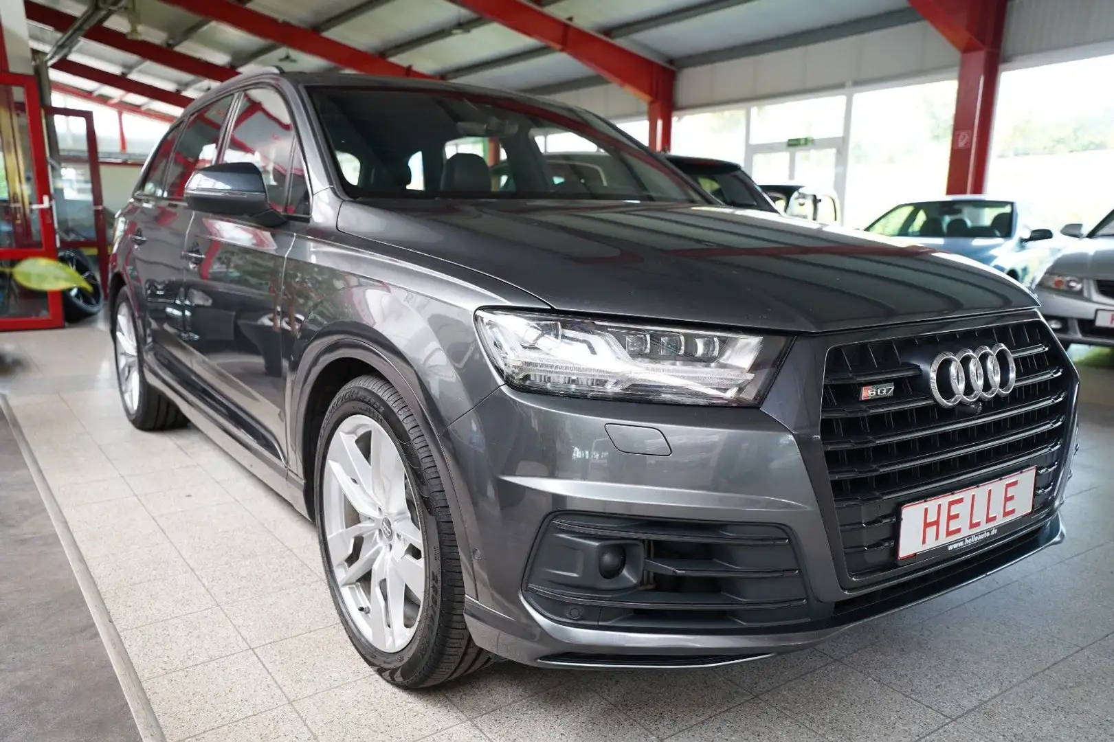 Audi SQ7 4.0 TDI quattro*AHK+360°+B&O+LUFT+PANO Grau - 2