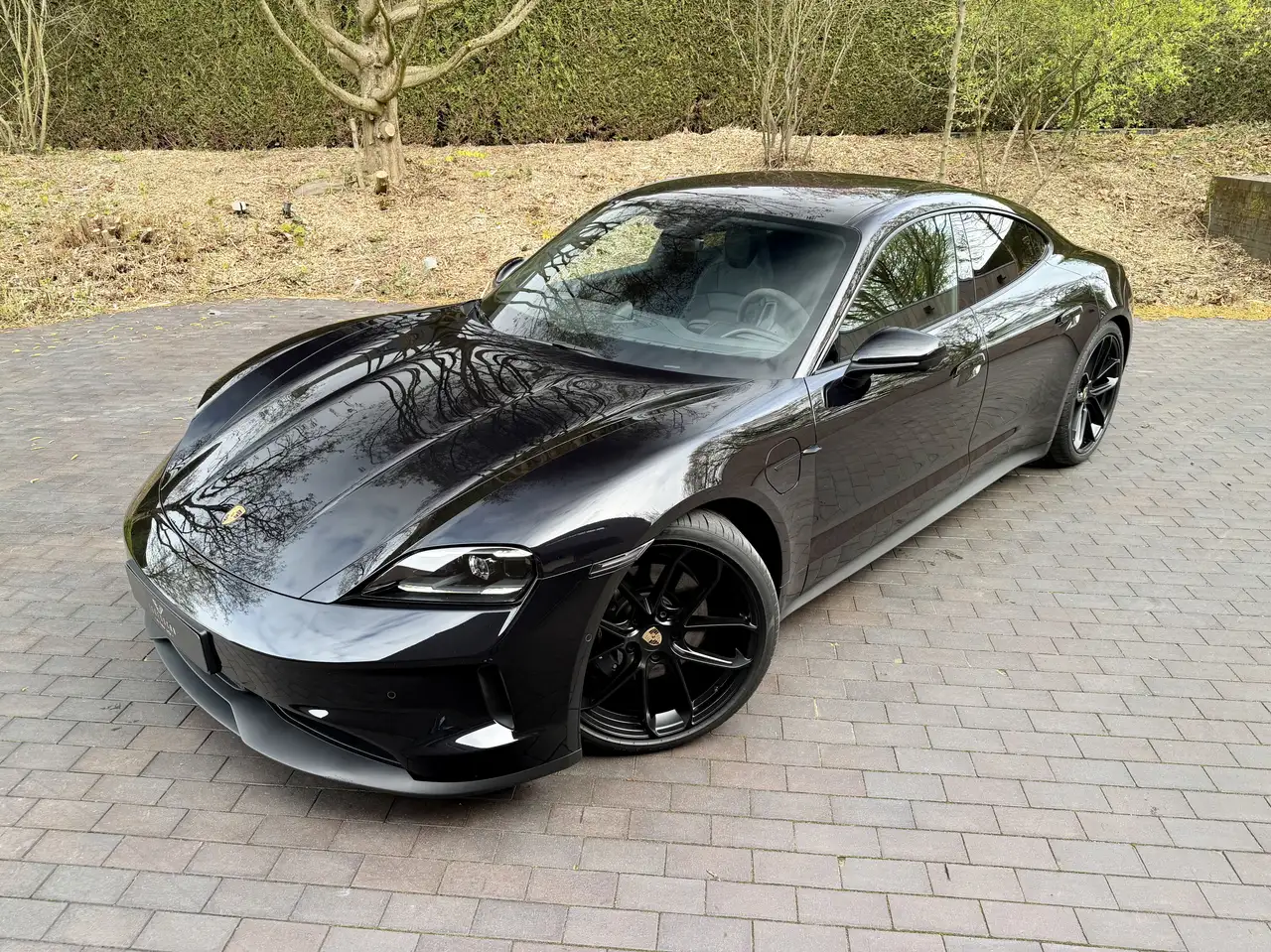 Porsche Taycan Facelift 105 kWh/BOSE/Pano/ACC/Chrono/Surround/Top, миниатюра 2