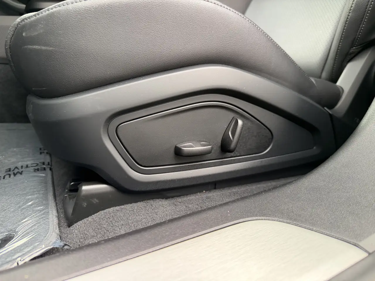 Porsche Taycan Facelift 105 kWh/BOSE/Pano/ACC/Chrono/Surround/Top, миниатюра 22