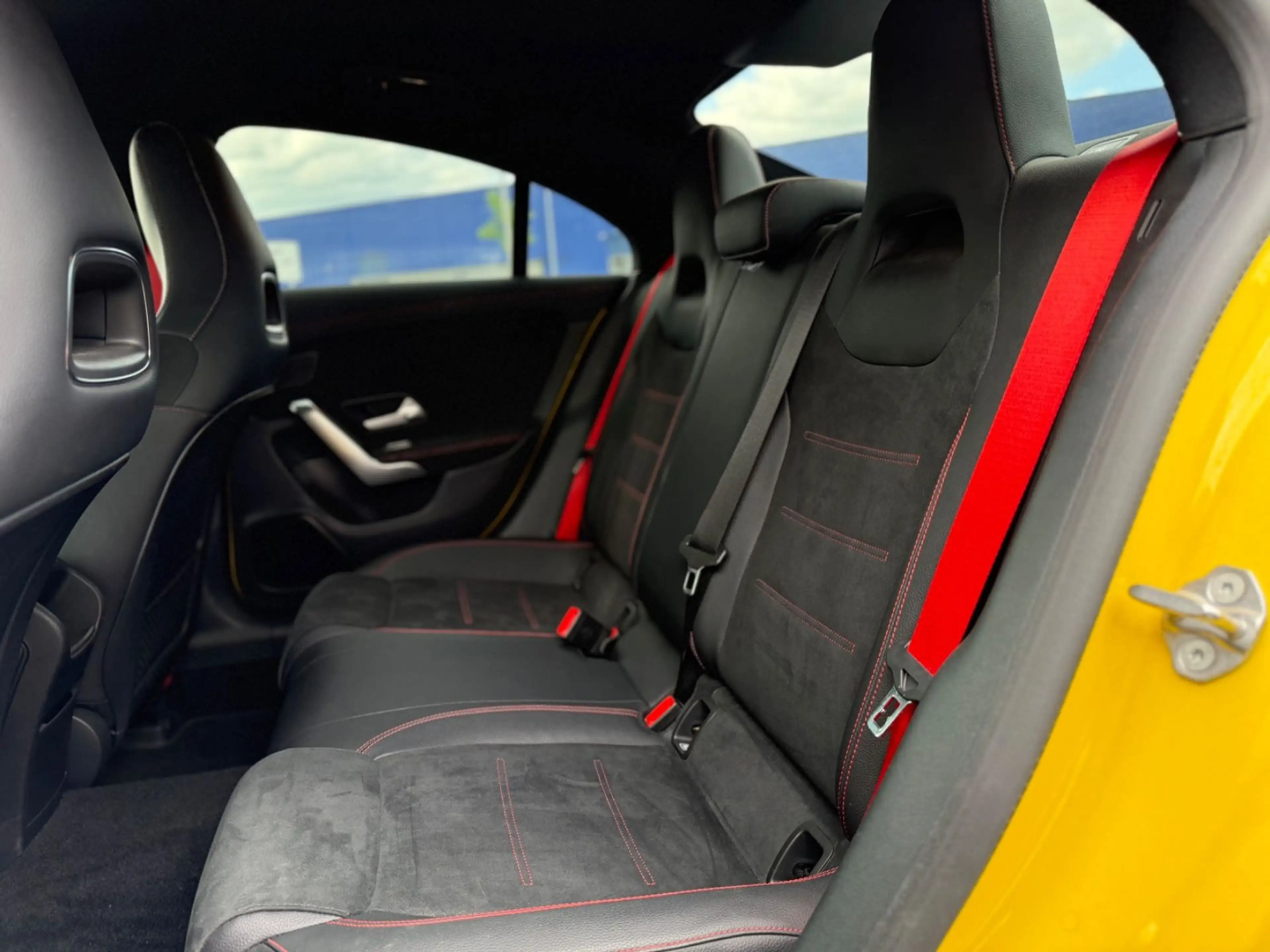 Mercedes-Benz CLA 35 AMG 4M KAMERA AMG DYNAMIC MBUX ACC — photo 12