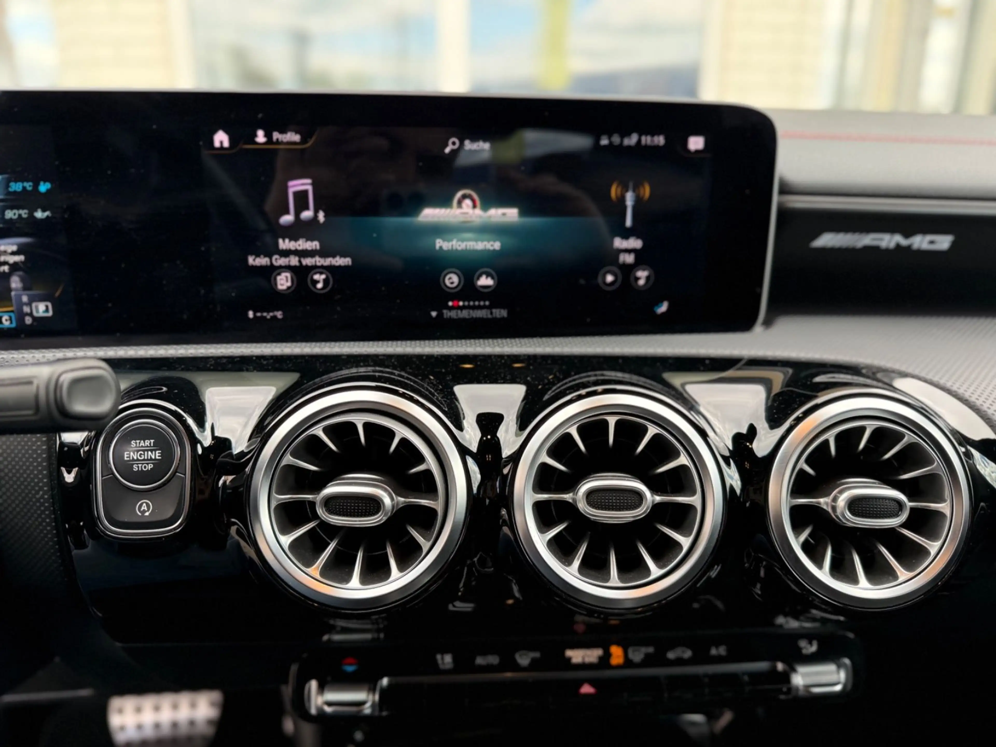 Mercedes-Benz CLA 35 AMG 4M KAMERA AMG DYNAMIC MBUX ACC — photo 13