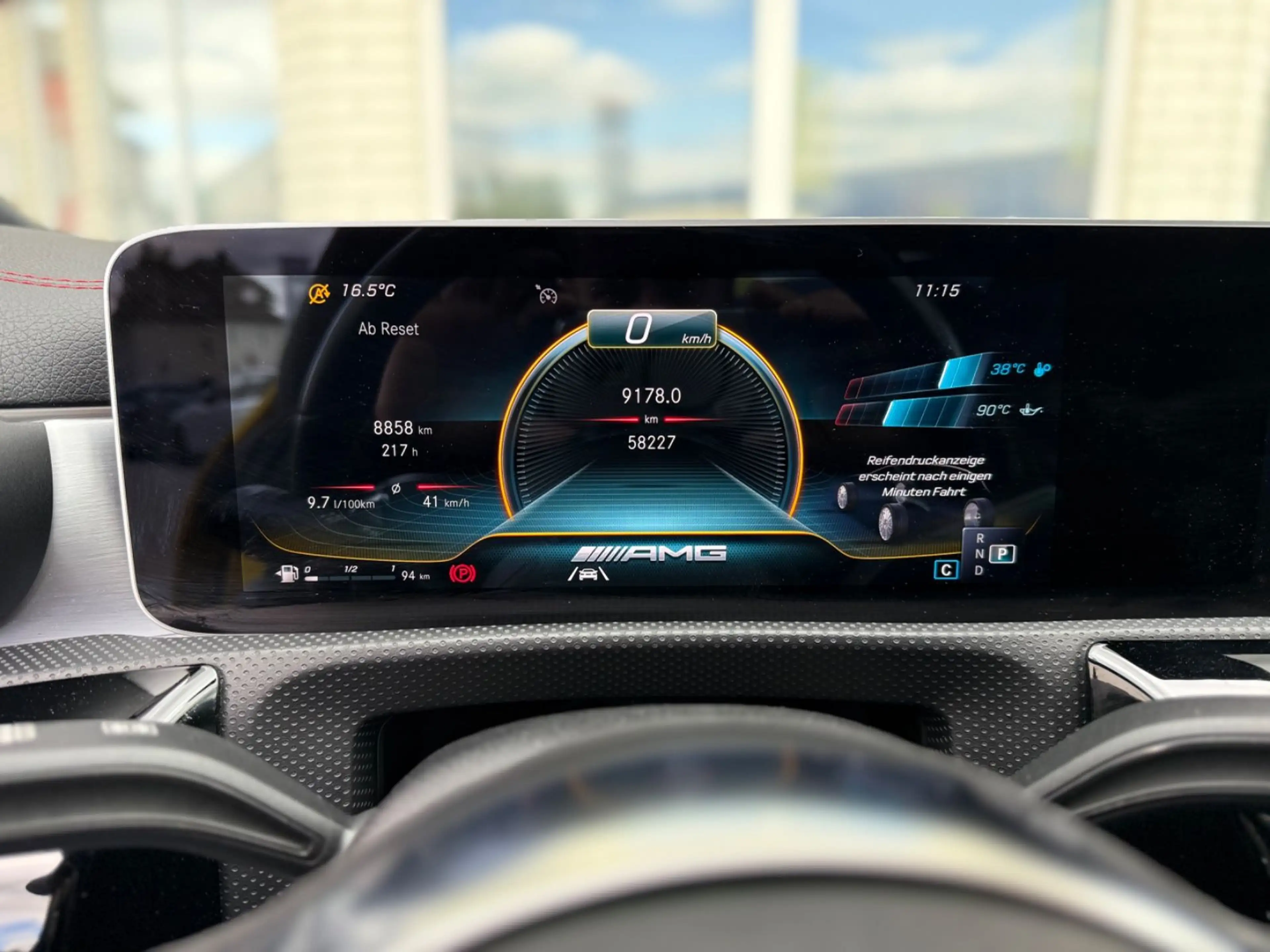 Mercedes-Benz CLA 35 AMG 4M KAMERA AMG DYNAMIC MBUX ACC — photo 14