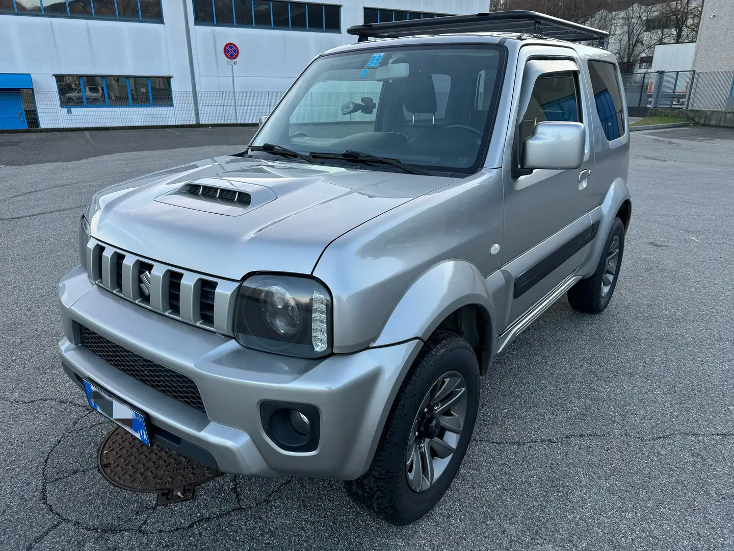 Suzuki Jimny Jimny 1.3 vvt Evolution+ 4wd E6 Gris - 1