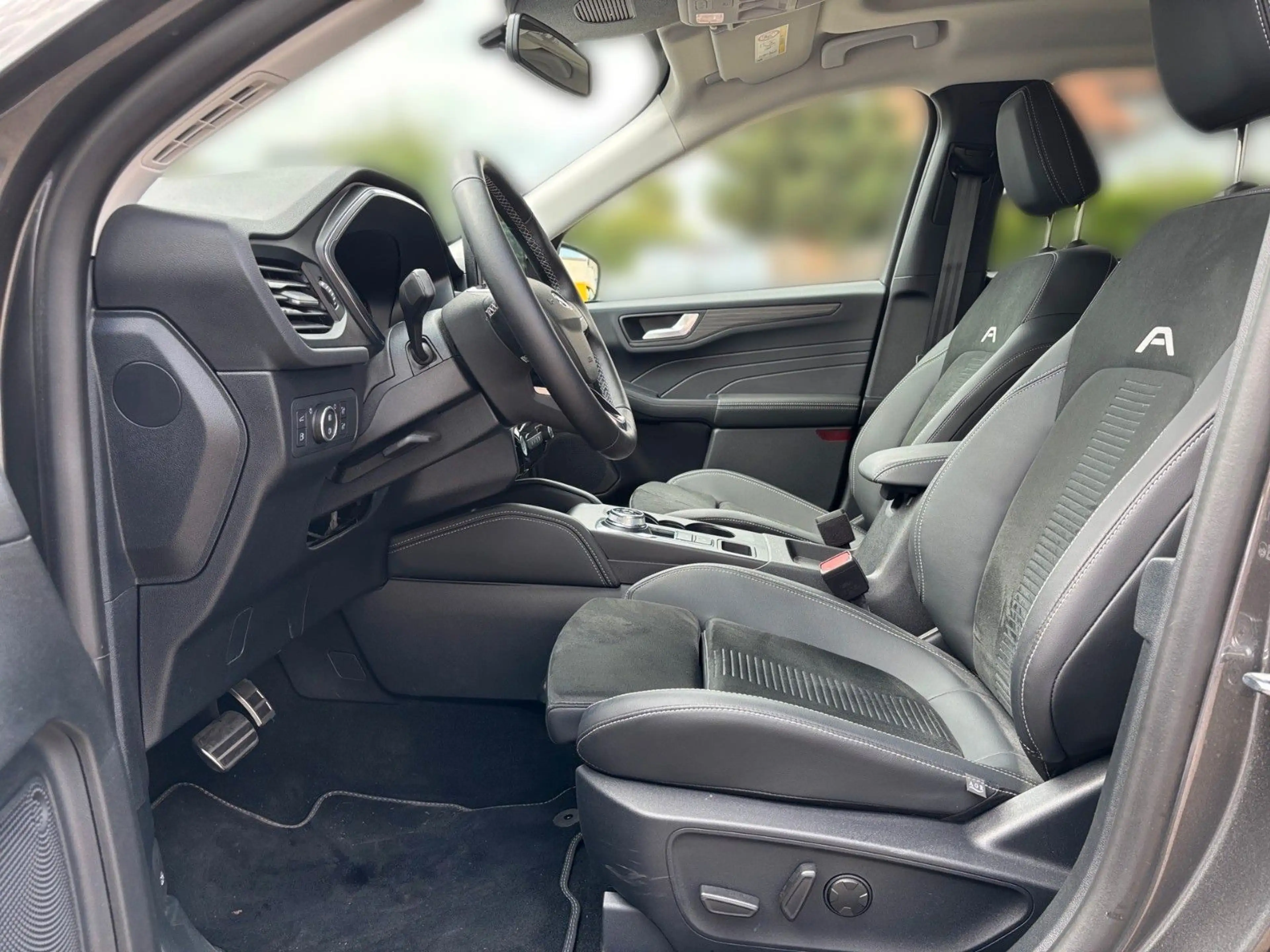 Ford Kuga 2.5  Duratec PHEV Active X |AHK|LED|PD — photo 14