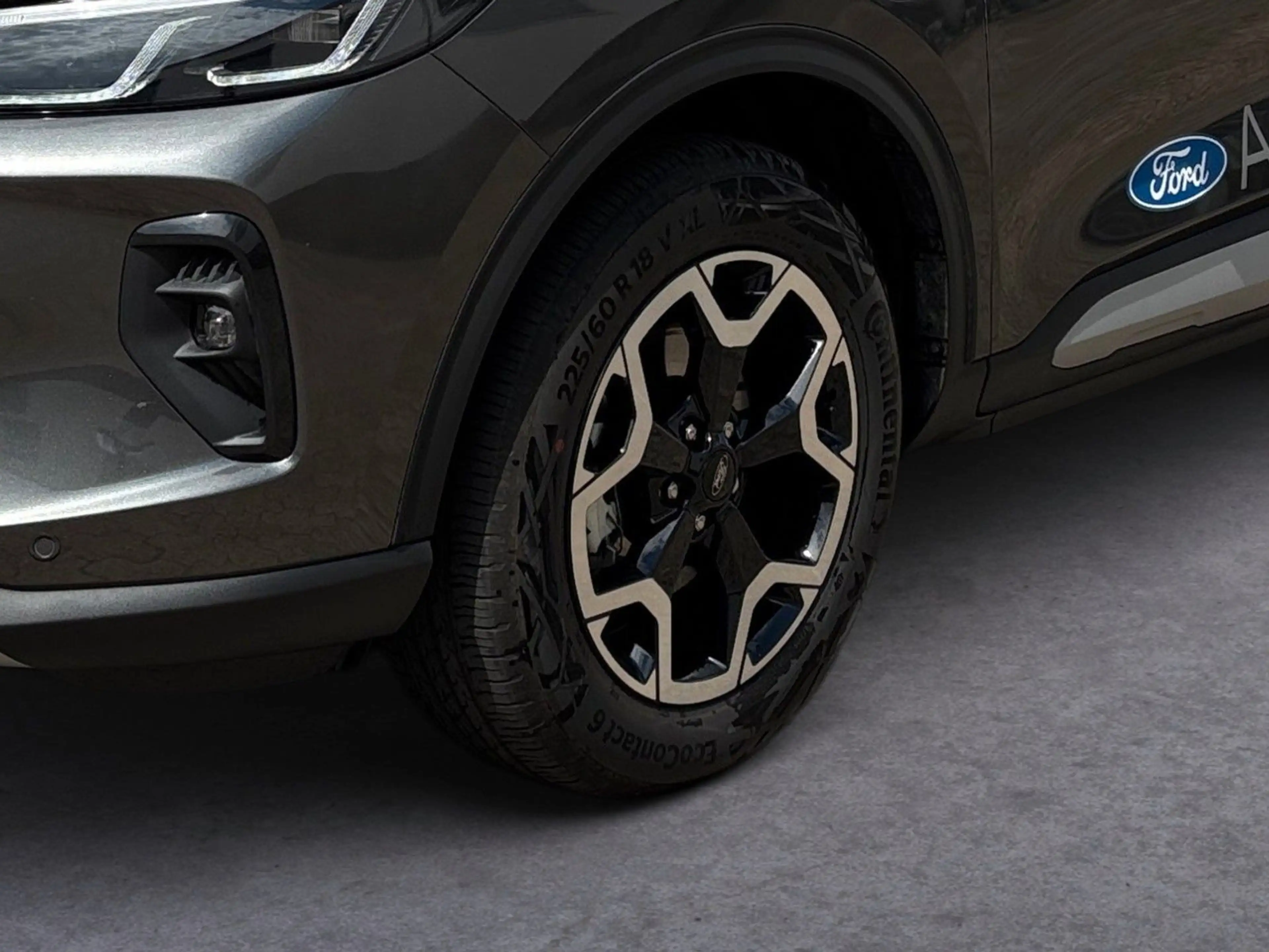 Ford Kuga 2.5  Duratec PHEV Active X |AHK|LED|PD — photo 8