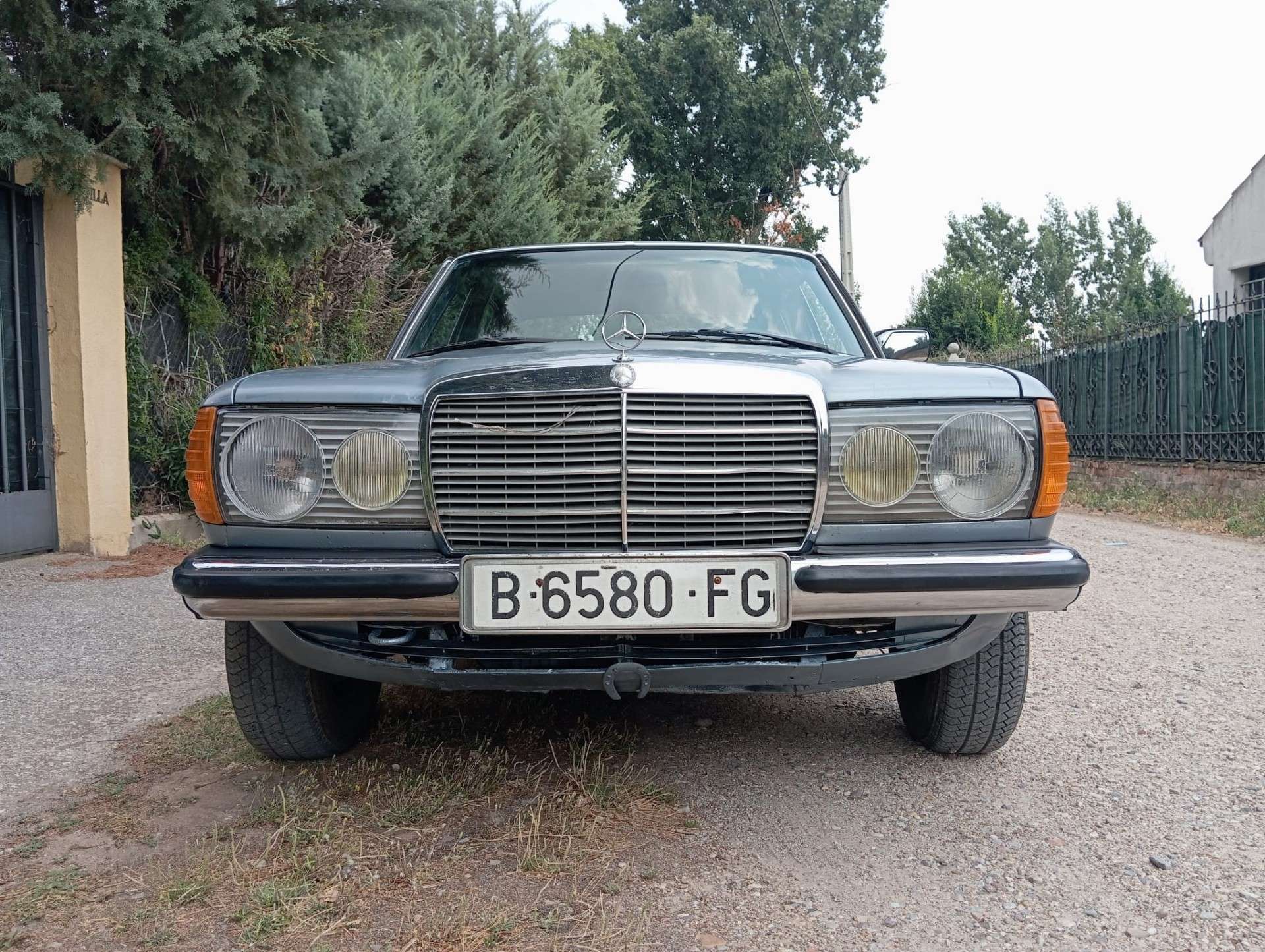 Mercedes-Benz 300 300D - foto 1