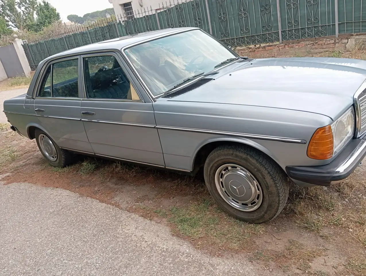 Mercedes-Benz 300D, foto 9