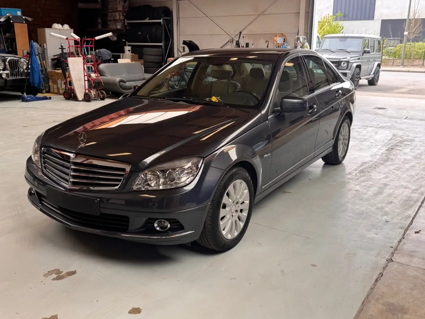 Mercedes-Benz C 180 C 180 Kompressor Automatik BlueEFFICIENCY Elegance Grijs - 1