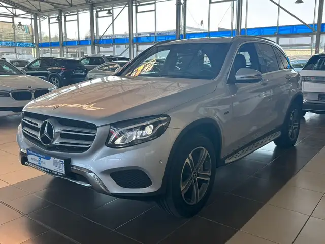 Mercedes-Benz GLC 350 e AMG-Line*4Matic*AHK*Leder*ST-Heiz*360°Cam