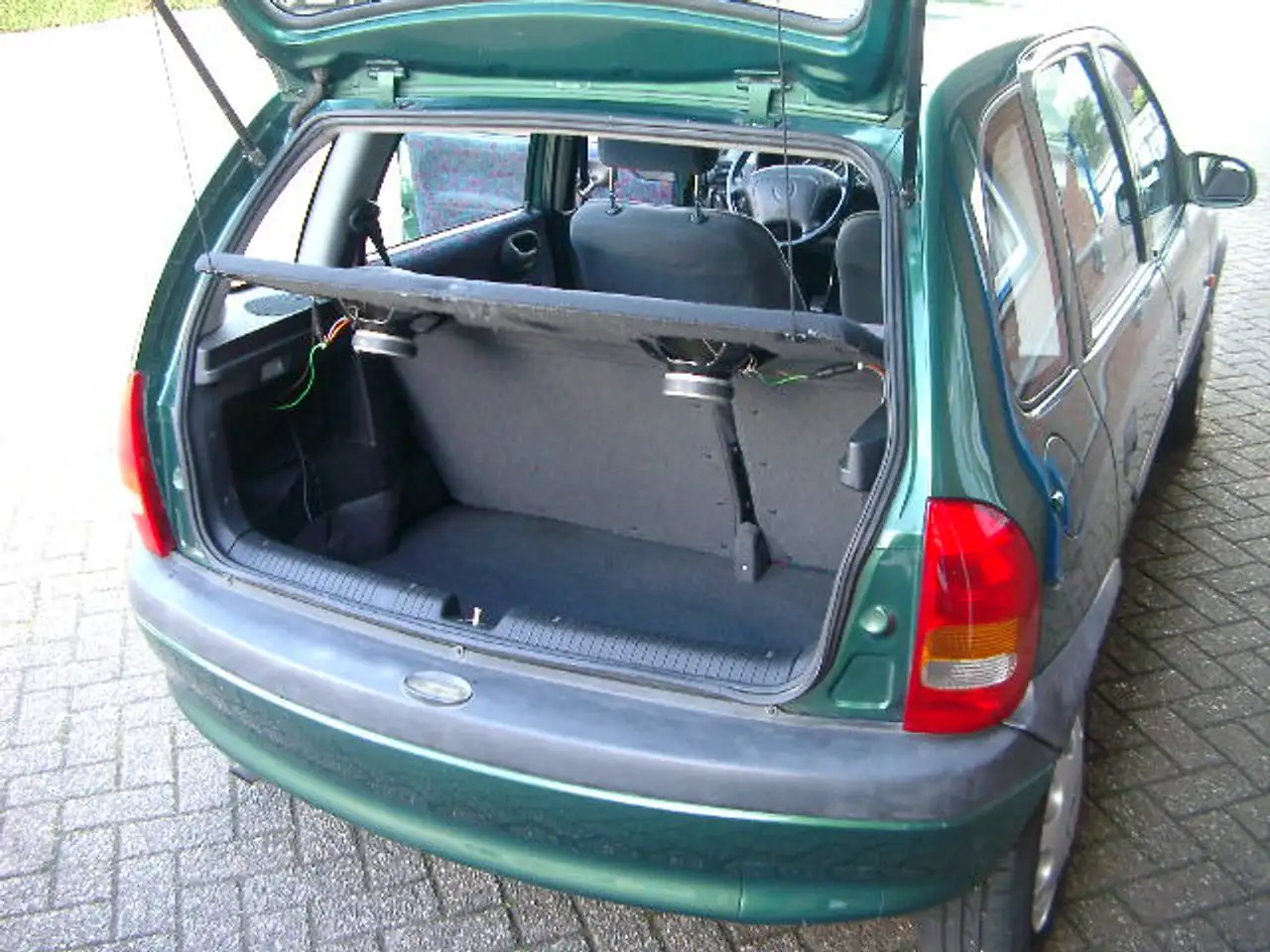 Opel Corsa 1.4i CDX nieuwe distributieriem en gereviseerde ci, foto 11
