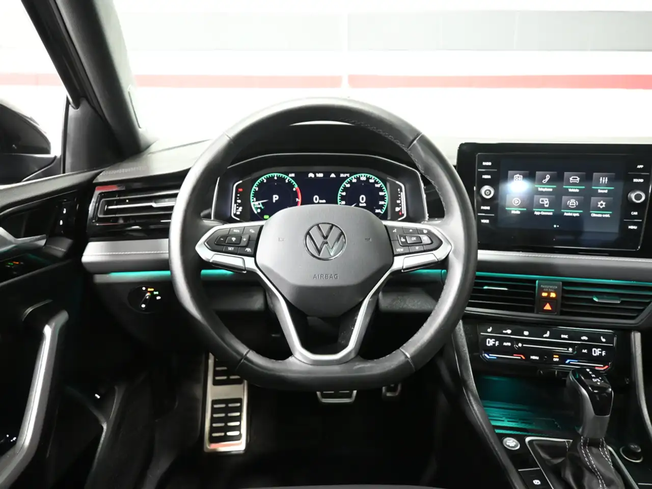 Volkswagen Jetta снимка Volkswagen Jetta