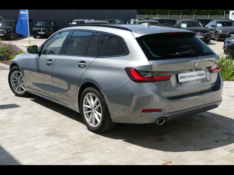 BMW 318 Touring — photo 12