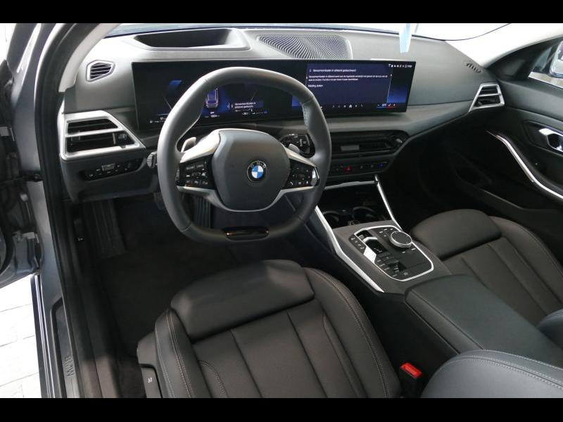 BMW 318 Touring — photo 6