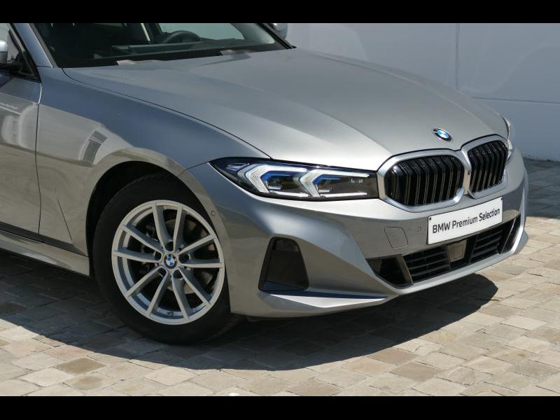 BMW 318 Touring — photo 10