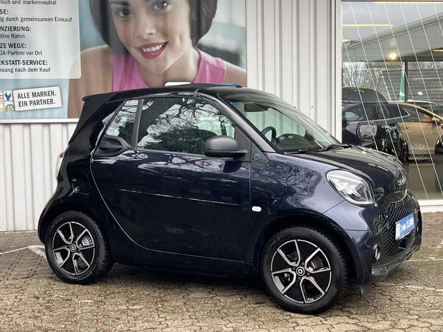 smart forTwo EQ cabrio*EXCLUSIVE*22kW*CAM*MEDIA*ALU*ALLW*LED*SH