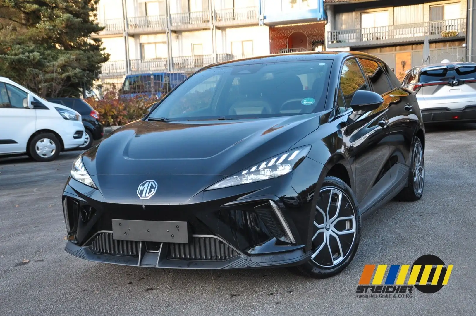 MG MG4 Luxury *LED*360° Cam*SitzHz* Schwarz - 1
