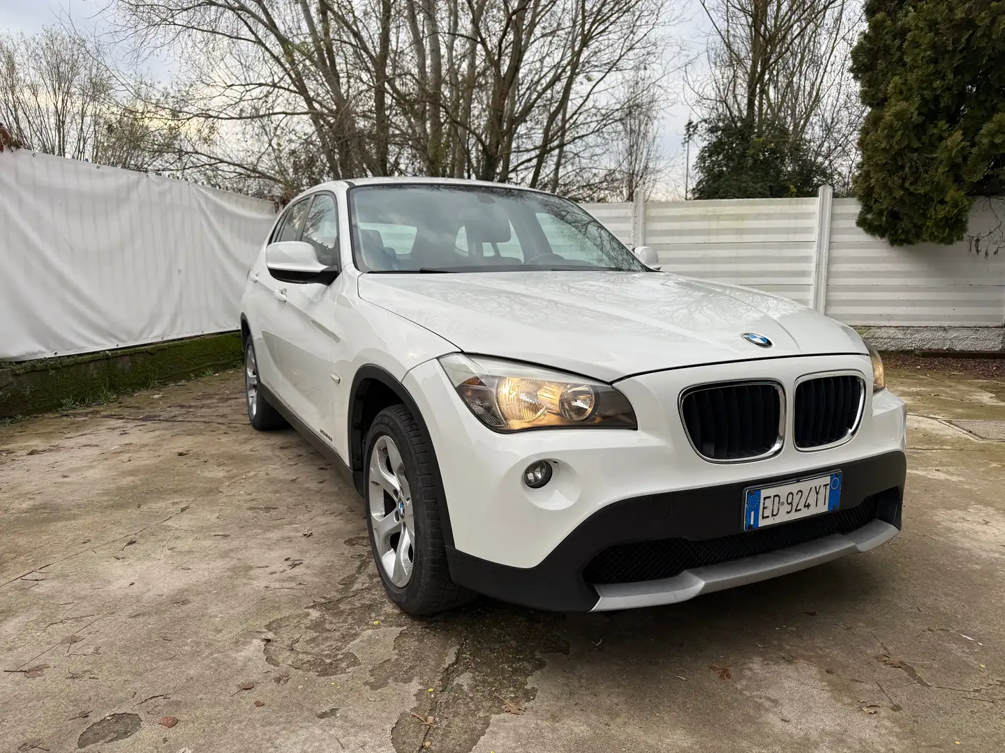 BMW X1 X1 E84 xdrive18d Attiva White - 2
