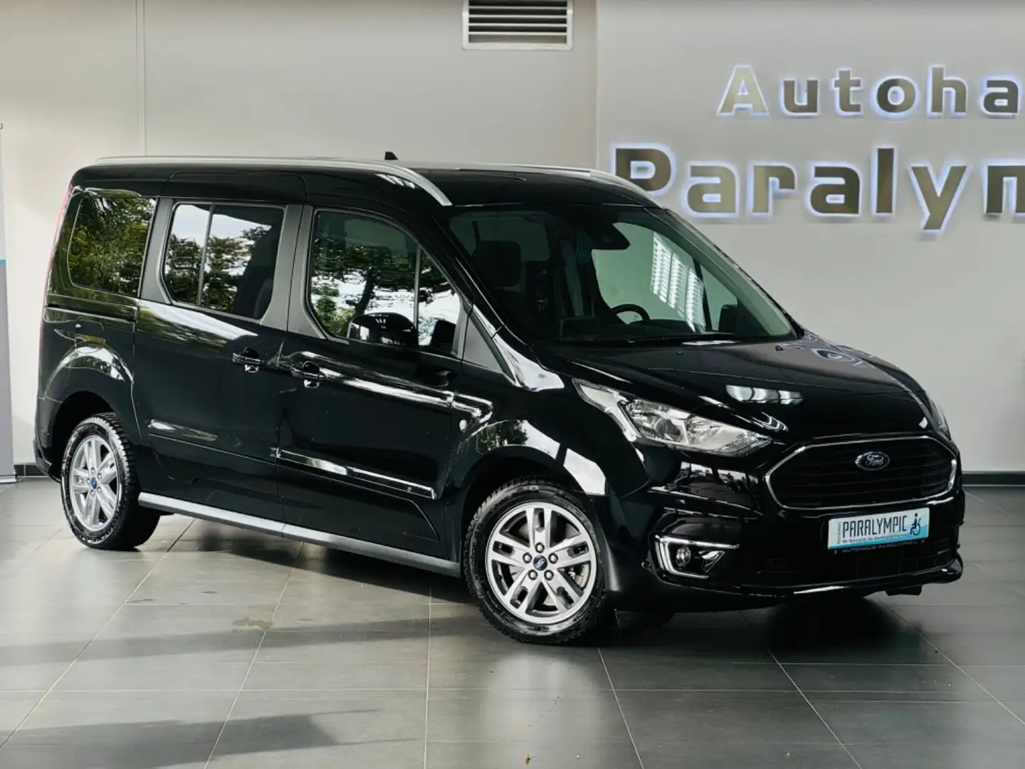Ford Grand Tourneo Titanium Behindertengerecht-Rampe Schwarz - 2