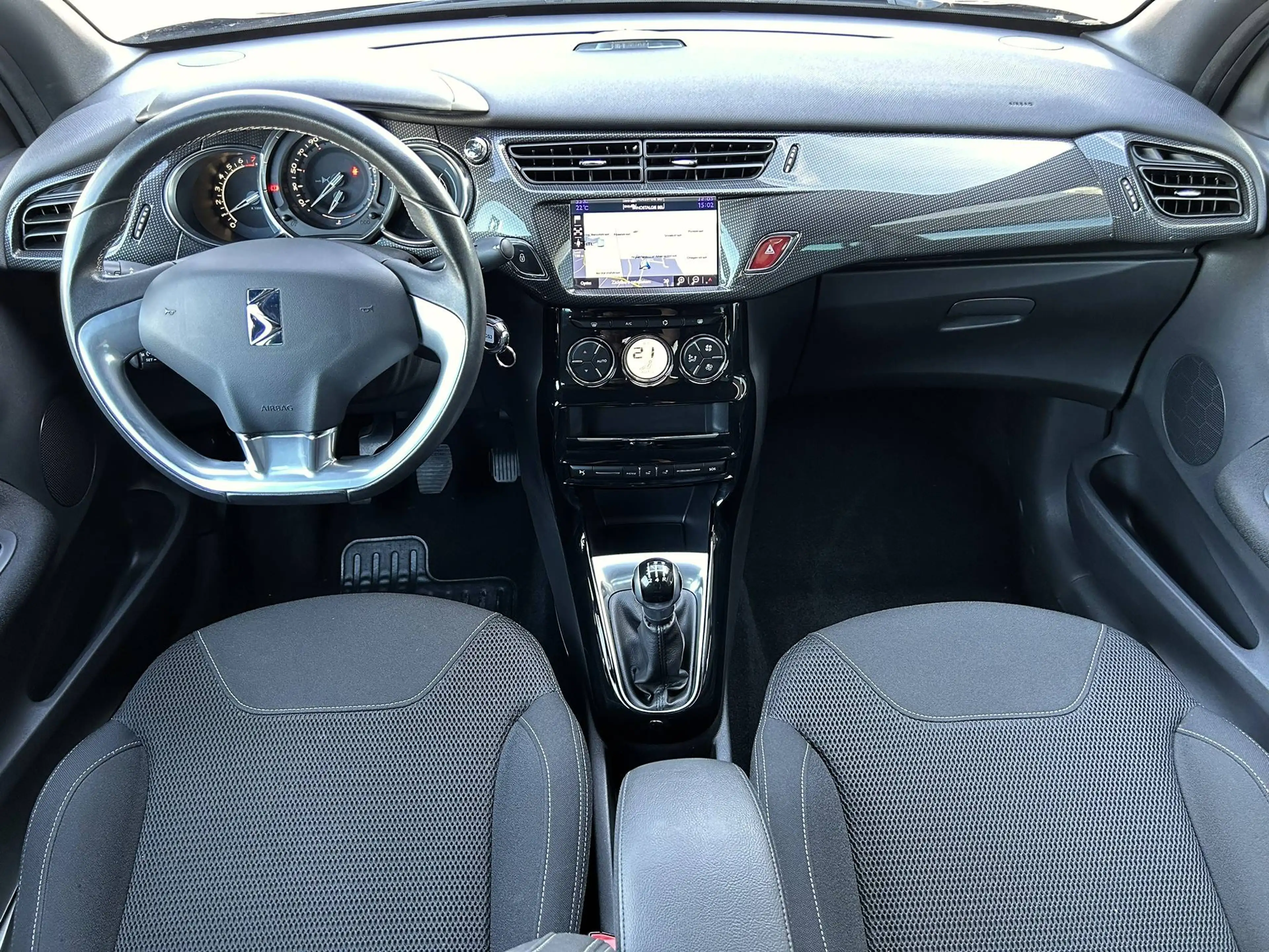 DS Automobiles DS 3 Cabrio 1.2 PureTech So Chic S | Carplay | LED verlichting — photo 9
