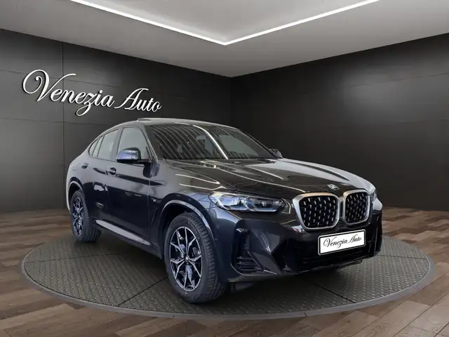BMW X4 view 7