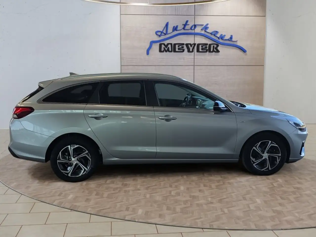 Hyundai i30 Kombi 1,5T-GDI 160PS Voll-LED/Kamera/Winterp. *, миниатюра 6