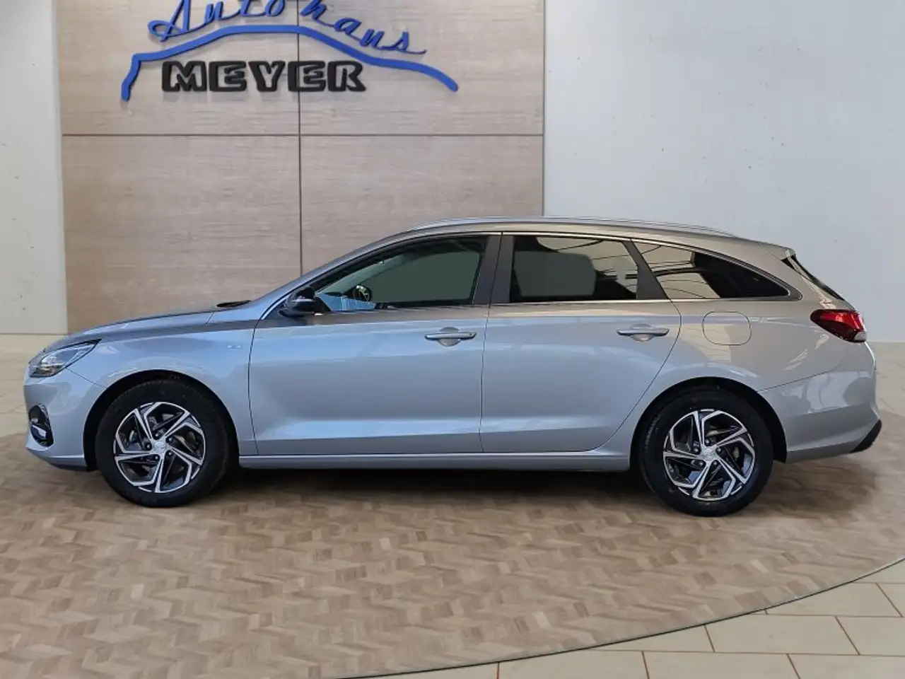 Hyundai i30 Kombi 1,5T-GDI 160PS Voll-LED/Kamera/Winterp. *, миниатюра 2