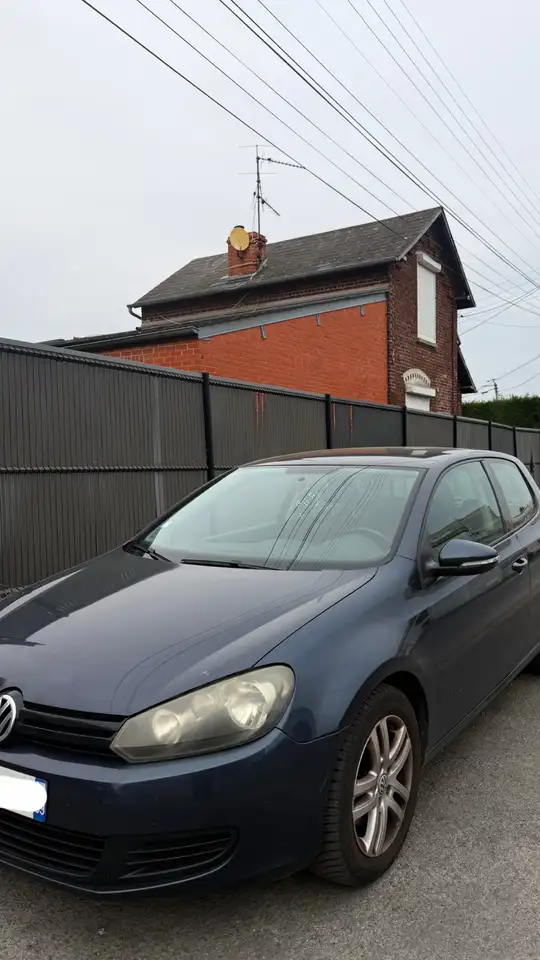 Volkswagen Golf 1.6 Tdi 105