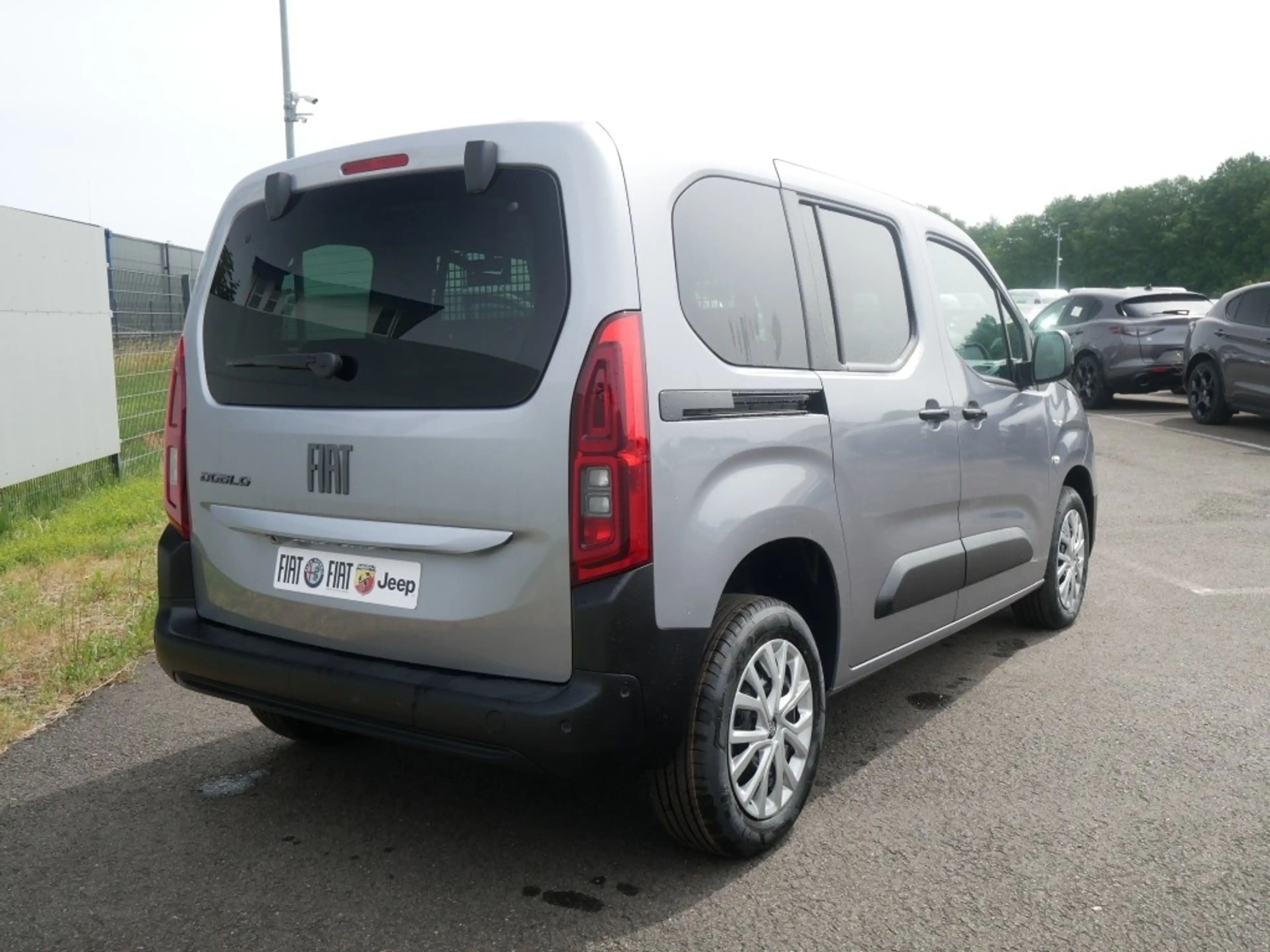Fiat Doblo KOMBI N1 M L1 1.5 BLUEHDI 130PS AT8 COMFORT TECHNO — photo 3