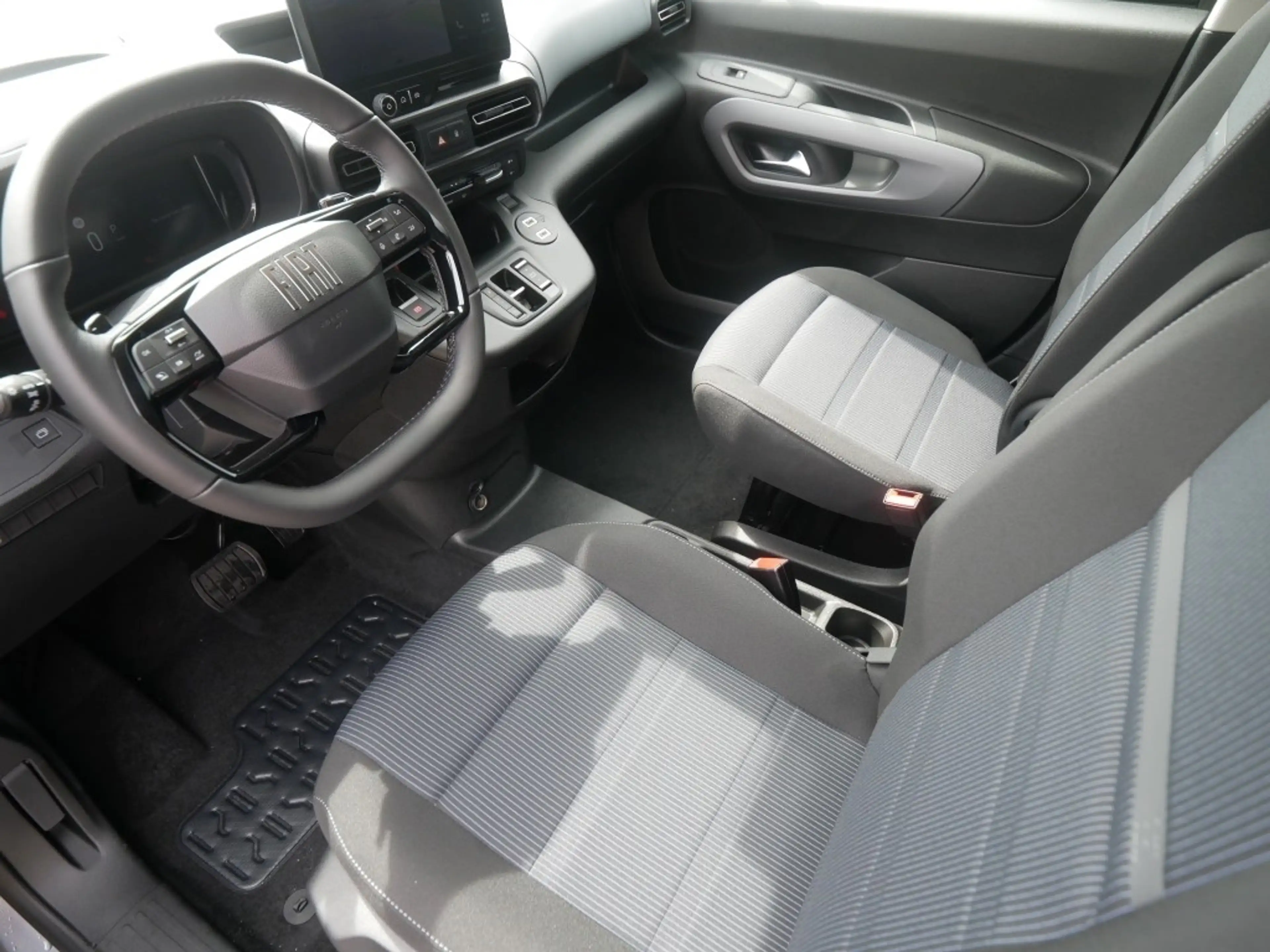 Fiat Doblo KOMBI N1 M L1 1.5 BLUEHDI 130PS AT8 COMFORT TECHNO — photo 10