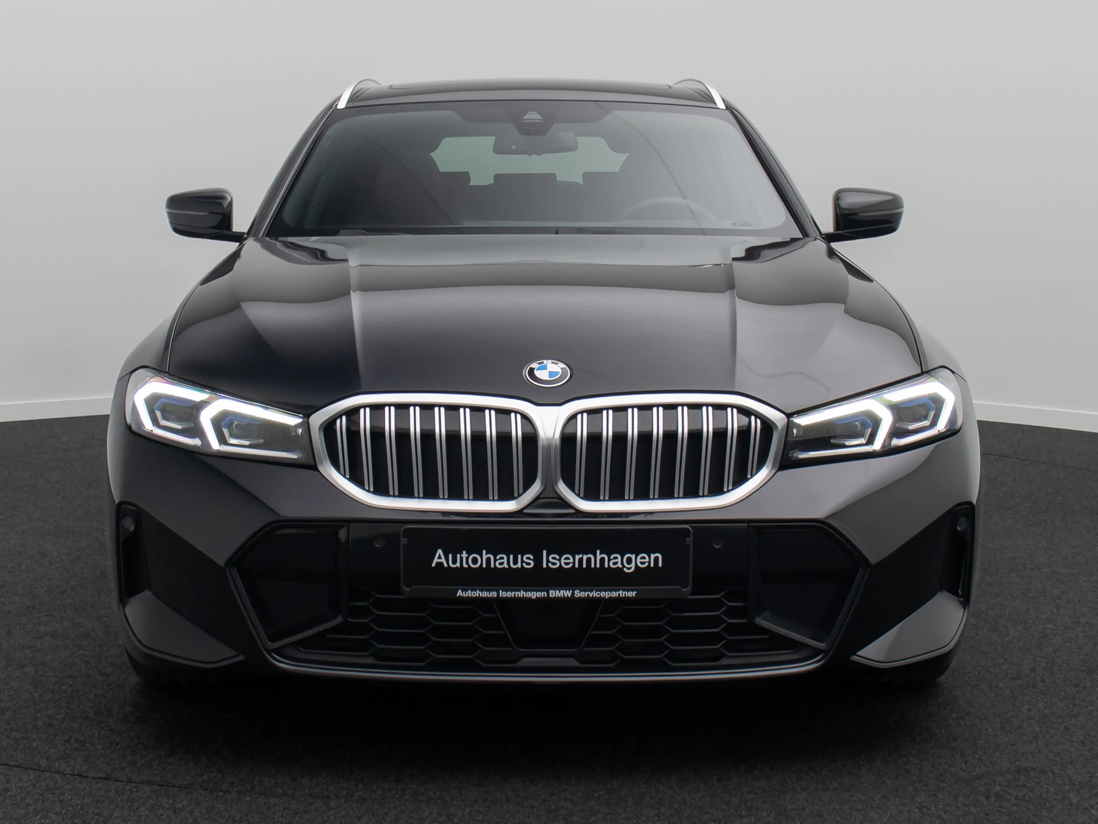BMW 330 M Sport DAB Kamera HUD Panorama HiFi 19 — photo 2