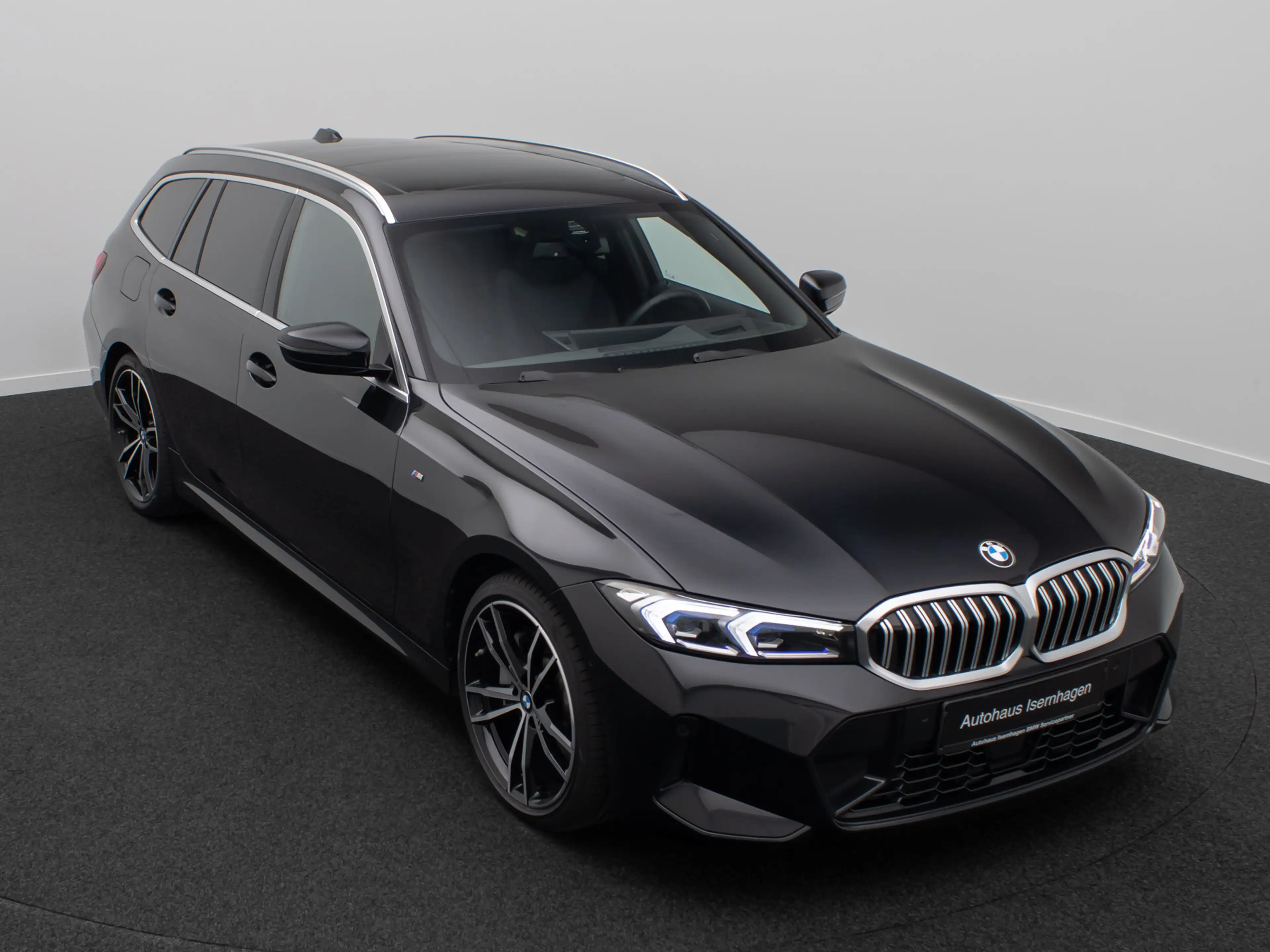 BMW 330 M Sport DAB Kamera HUD Panorama HiFi 19 — photo 3