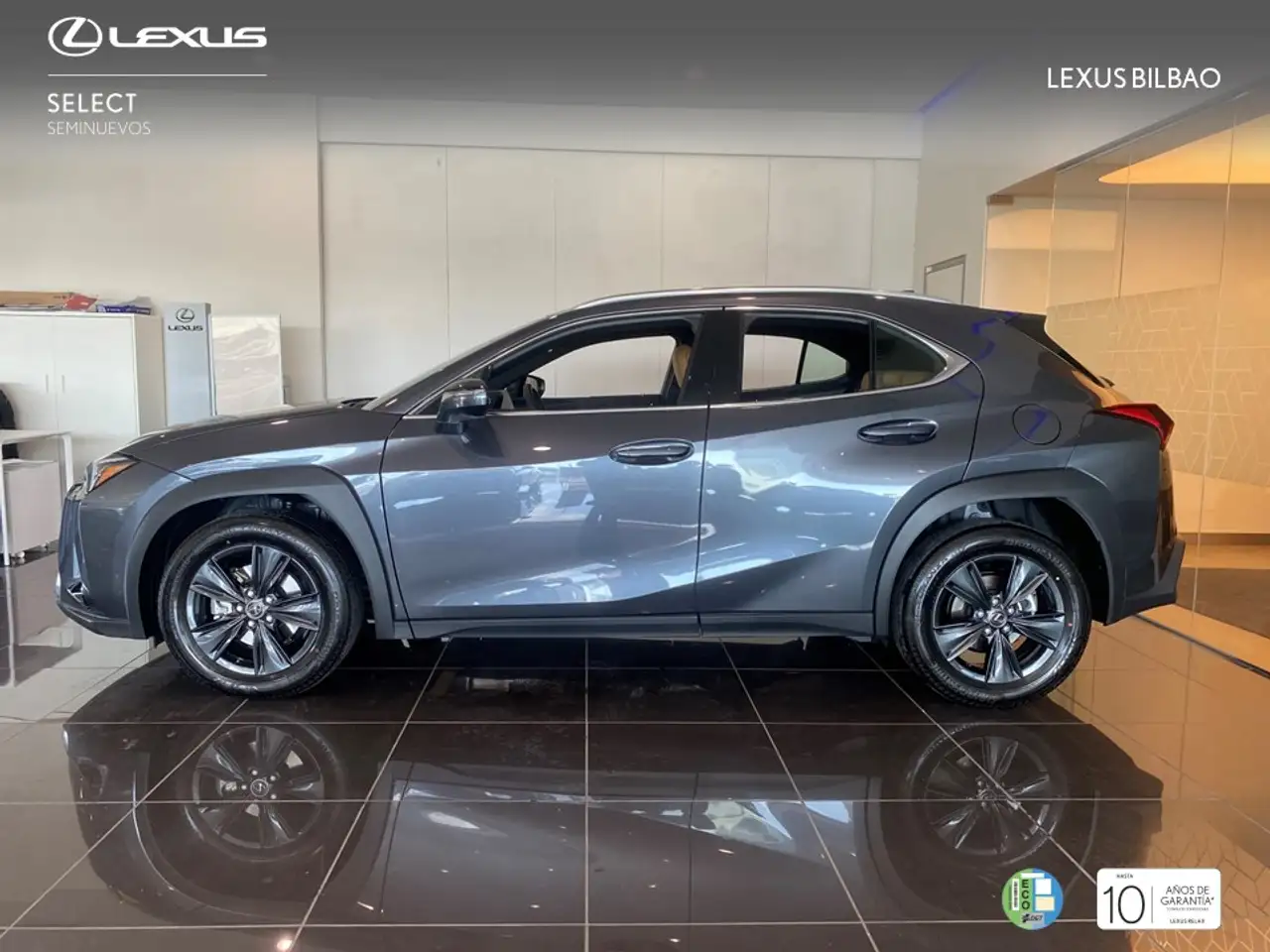 Lexus UX 2026 — фото 13