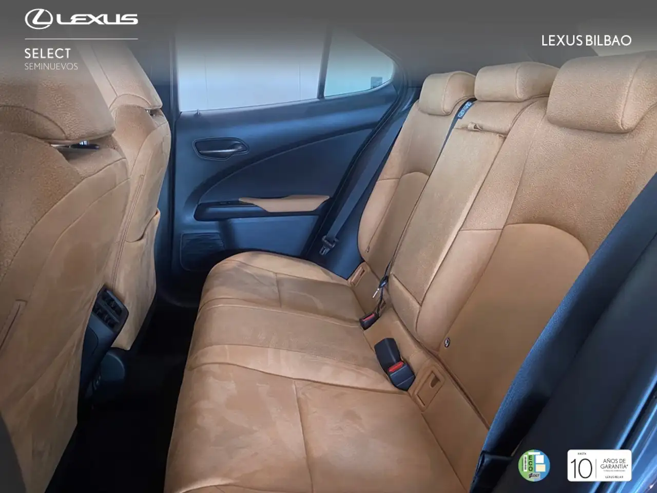 Lexus UX 2026 — фото 16