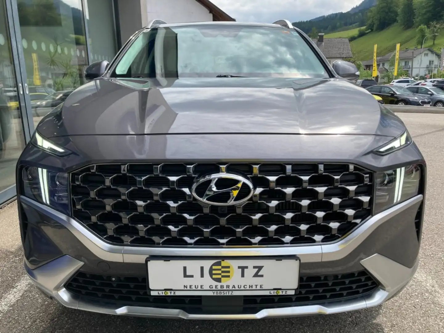 Hyundai SANTA FE Luxury Line 2,2CRDI 4WD Automatik Grau - 2
