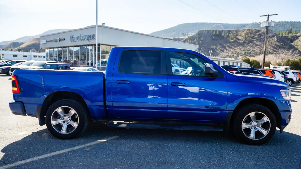 RAM 1500 снимка RAM 1500