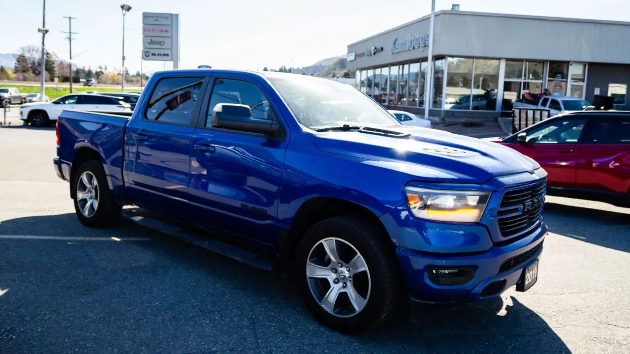 RAM 1500 снимка RAM 1500