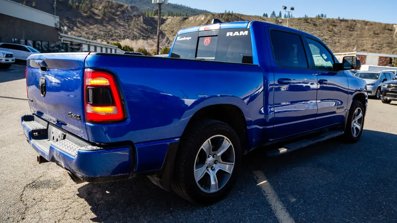 RAM 1500 снимка RAM 1500