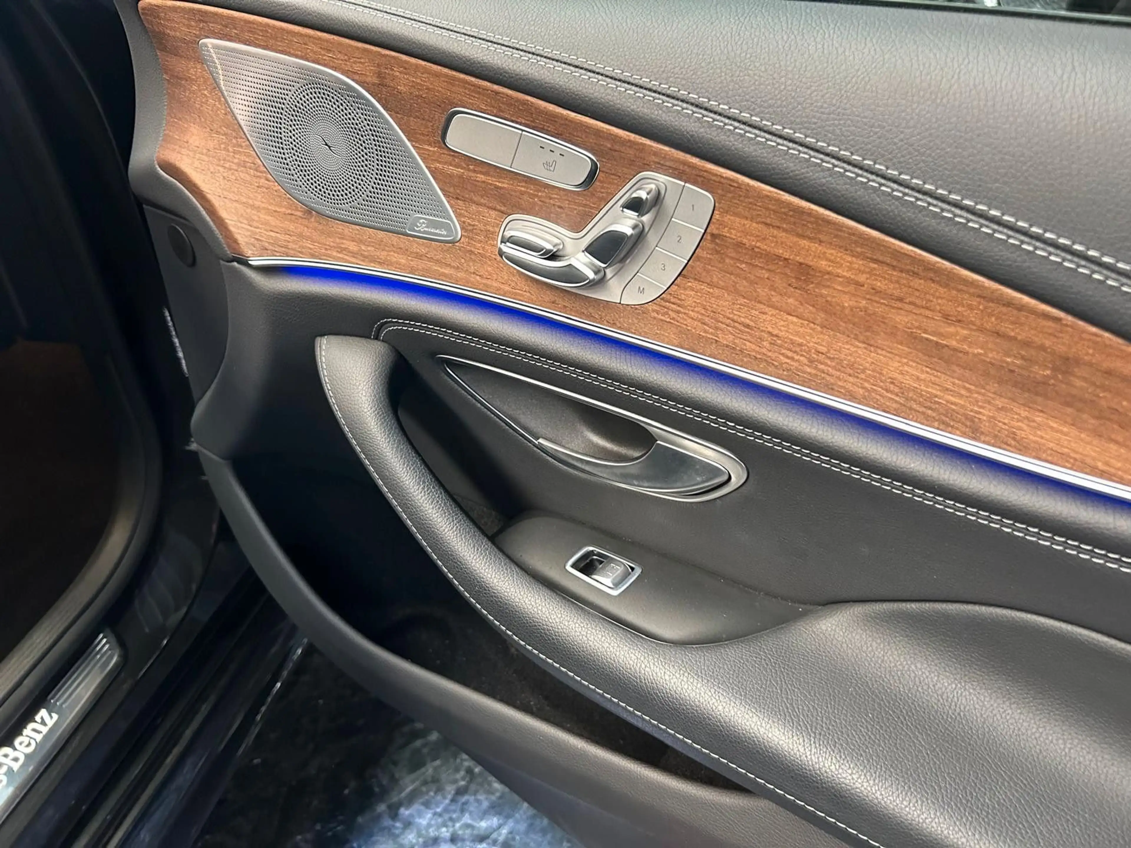 Mercedes-Benz CLS 220 d AMG LINE*360 KAMERA*LED*SCHIEBEDACH* — photo 15