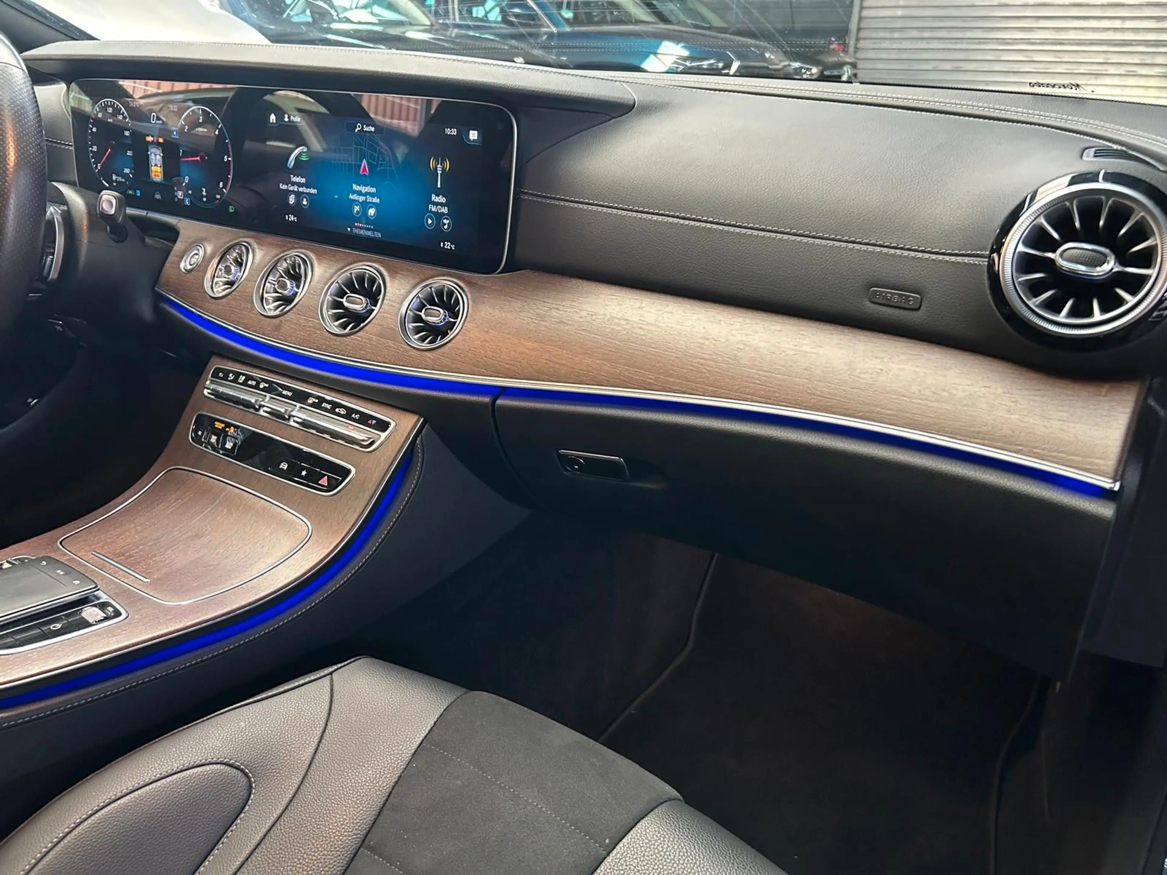 Mercedes-Benz CLS 220 d AMG LINE*360 KAMERA*LED*SCHIEBEDACH* — photo 11