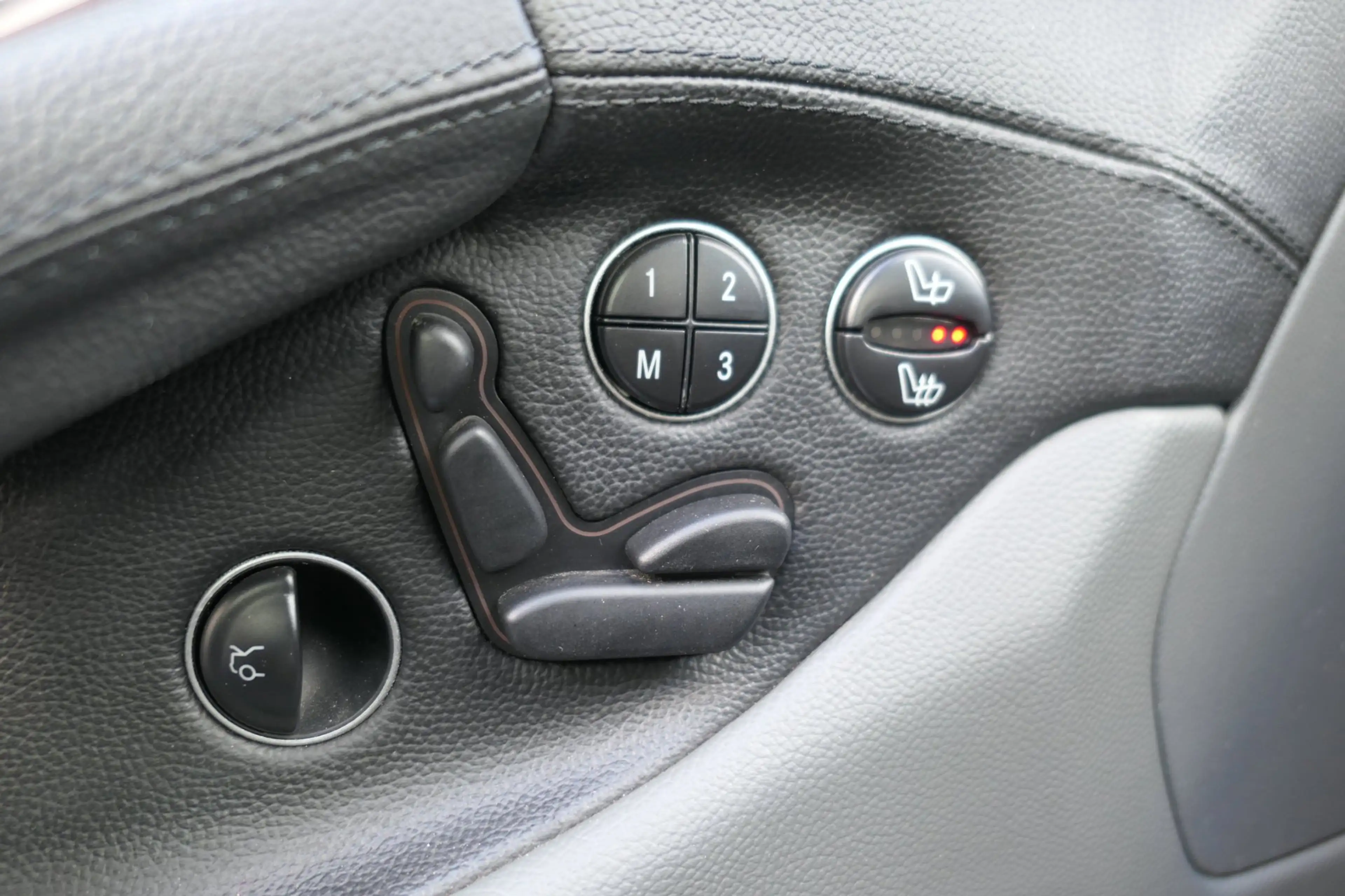 Mercedes-Benz SL 350 SL350 25000km Youngtimer Uniek!! — photo 14