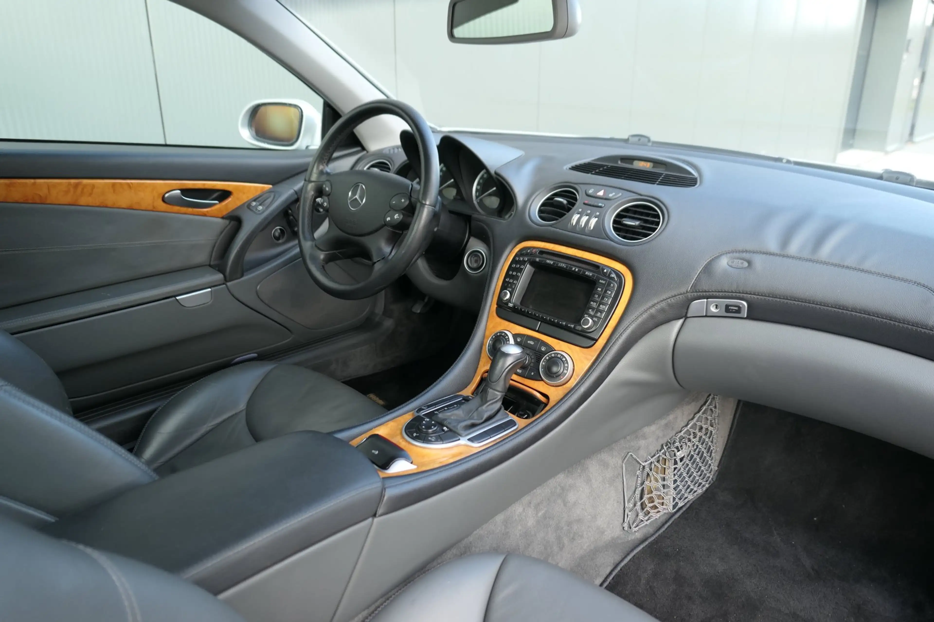 Mercedes-Benz SL 350 SL350 25000km Youngtimer Uniek!! — photo 13