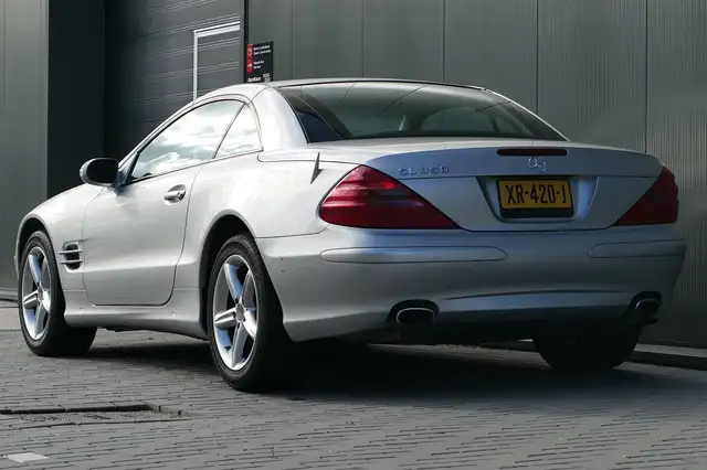 Mercedes-Benz SL view 6