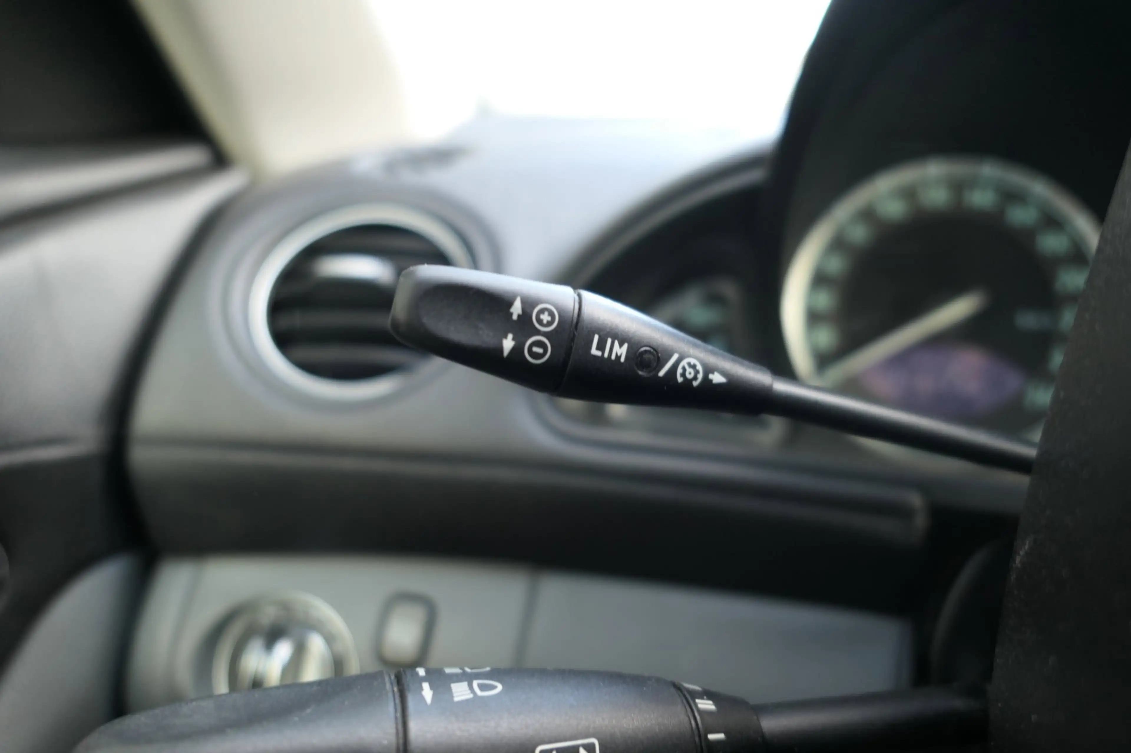 Mercedes-Benz SL 350 SL350 25000km Youngtimer Uniek!! — photo 15