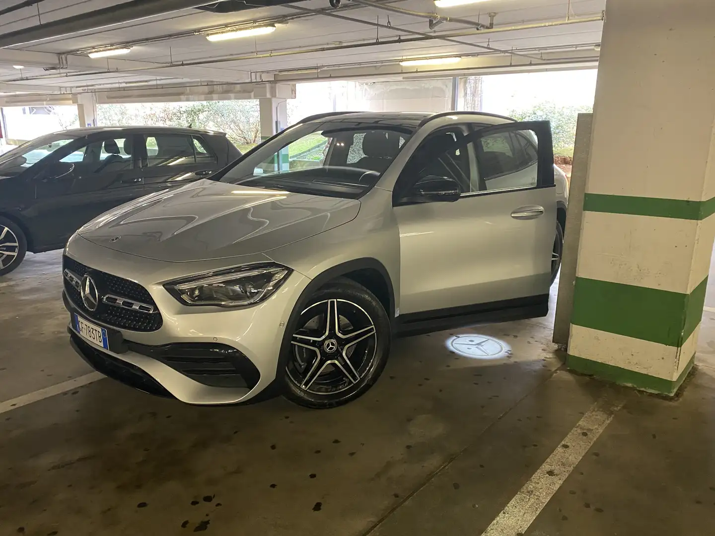 Mercedes-Benz GLA 180 d Premium auto AMG - 1