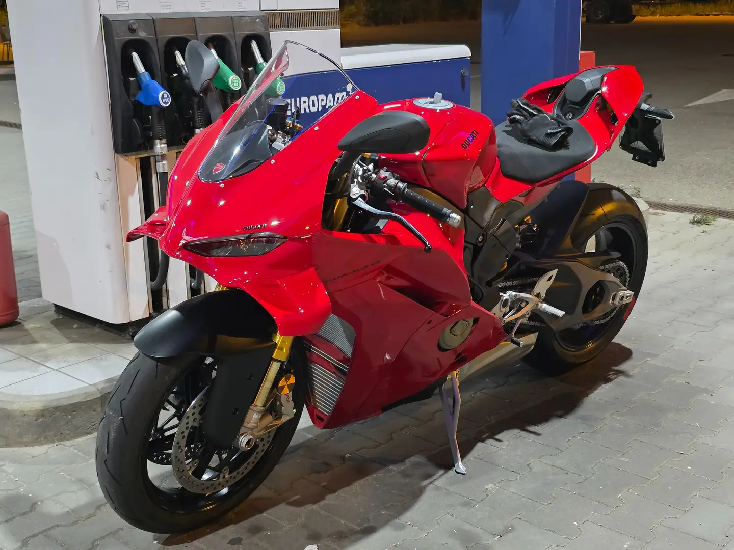 Ducati Panigale V4 S Roşu - 1