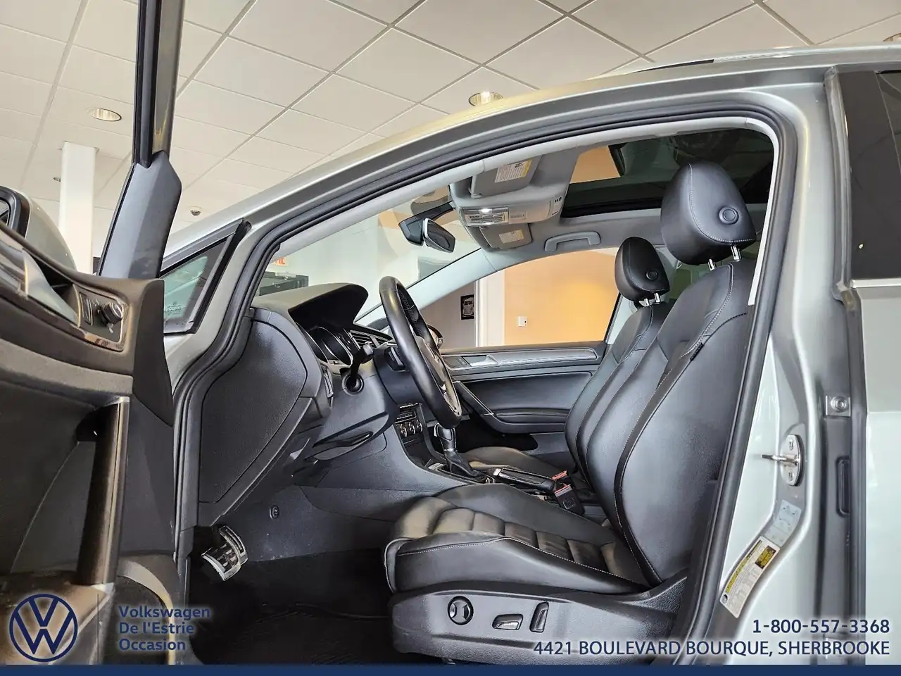 Volkswagen Golf photo Volkswagen Golf