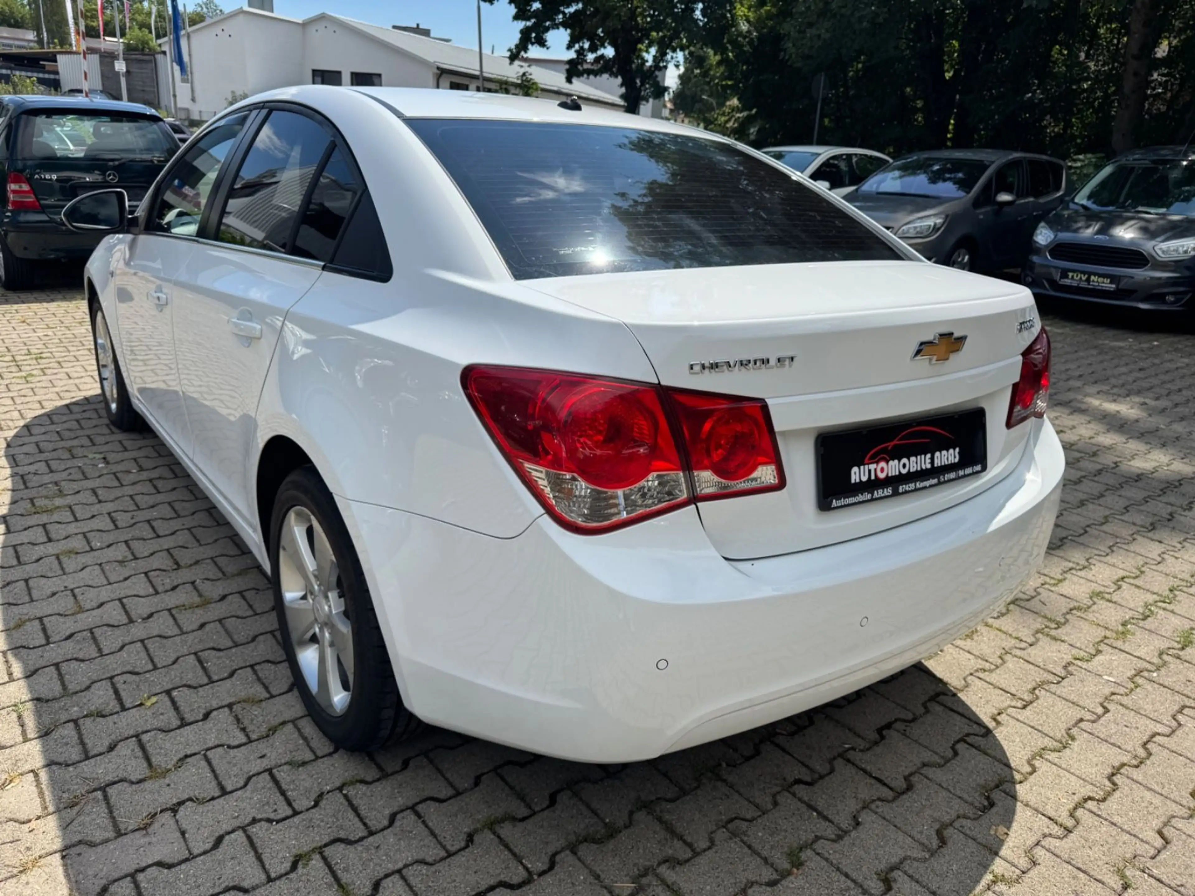 Chevrolet Cruze 2.0 120 kW D KAT LTZ Tüvneu 1hand leder — photo 6