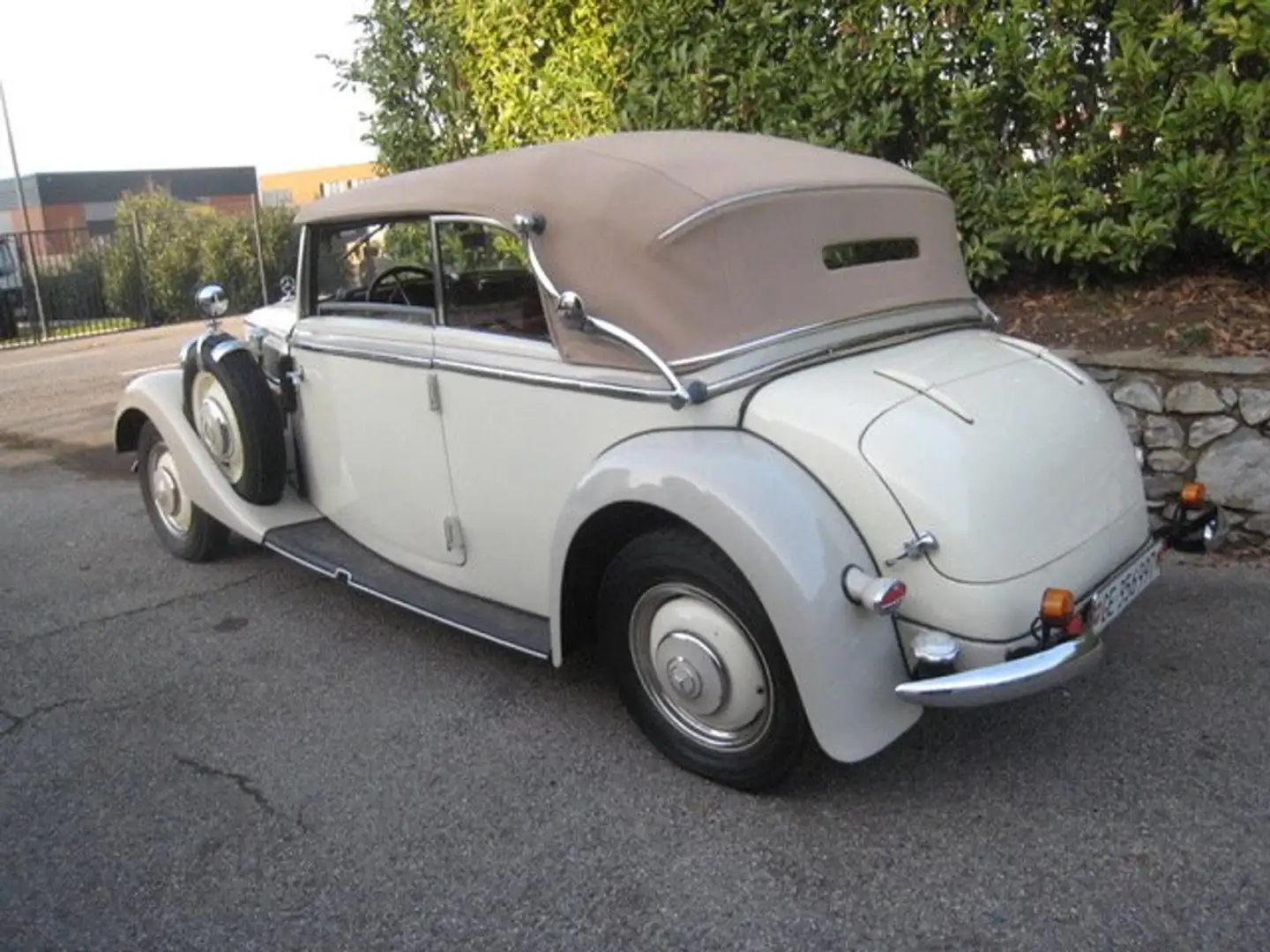 Mercedes-Benz 230 B cabriolet Beige - 1