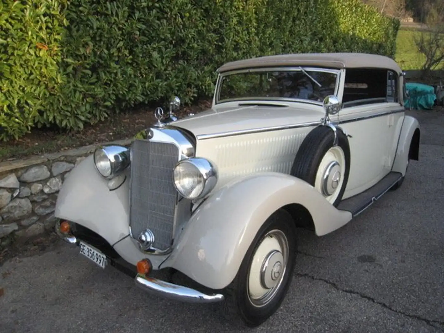 Mercedes-Benz 230 B cabriolet Beige - 2