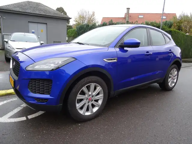 Jaguar E-Pace 2.0D 150 R-DYNAMIC S